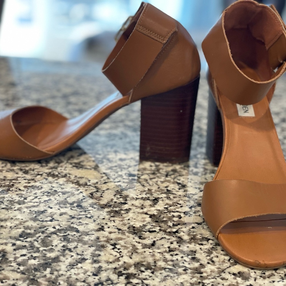Steve Maden block heel size 7